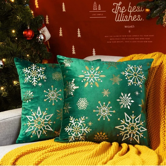 Christmas Throw Pillow Covers, Snowflake Embroidery Velvet Dark Green - Picture 1 of 5